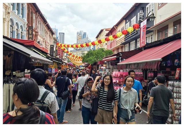 传说600多年前一中国船在非洲触礁沉没，水手娶当地女子