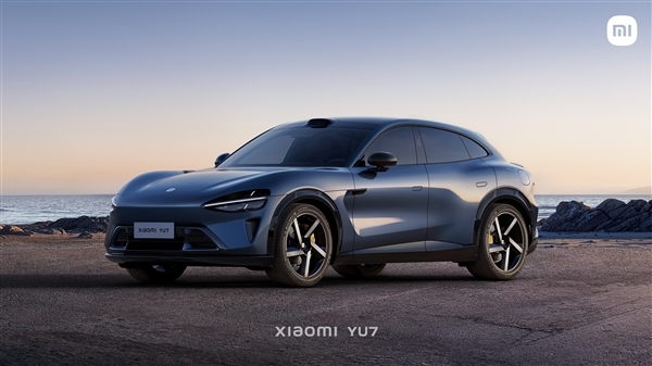 特斯拉焕新Model Y称尽管对比!雷军2字回应:好的