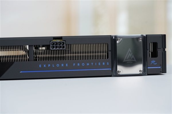 最强锐炫B570!蓝戟锐炫B570 Photon 10GB显卡图赏