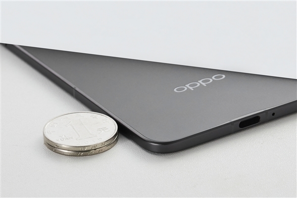 全球最薄折叠屏来了!OPPO Find N5系列入网:标配80W快充
