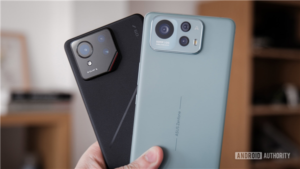 蛇年第一款Ultra惊现3.5mm耳机孔!华硕Zenfone 12 Ultra图赏