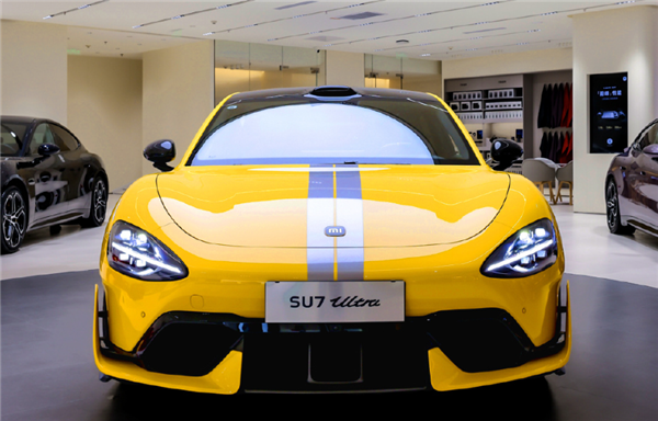 看完小米SU7 Ultra的实车:我觉得卖80万真不算贵