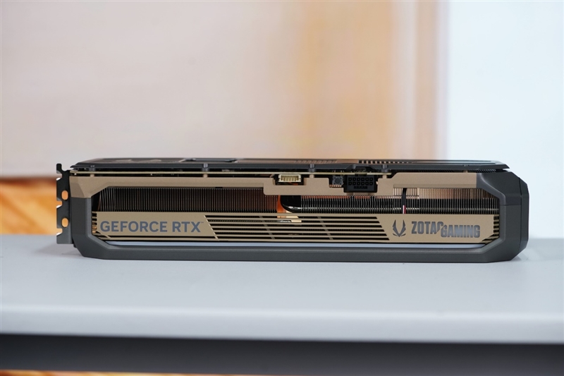 最高频率近3.3GHz!索泰RTX 5080 AMP EXTREME INFINITY评测:超频后与RTX 4090相去不远