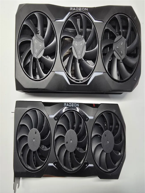 AMD神秘三8Pin供电散热器现身！比RX 7900 XTX还大：或为未发布RX 7950 XTX