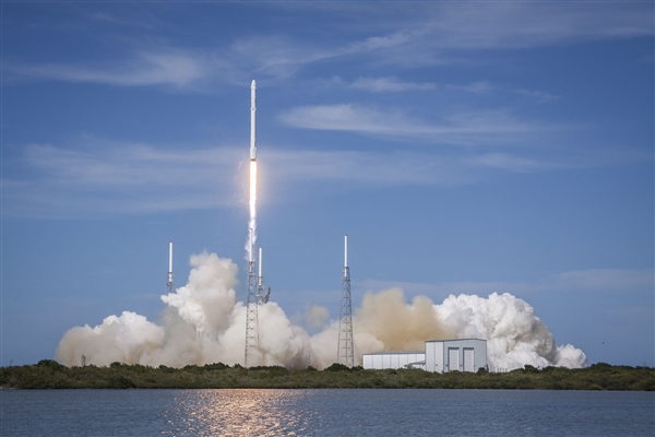 SpaceX星舰取消第十次试飞 马斯克发声:明天再次尝试