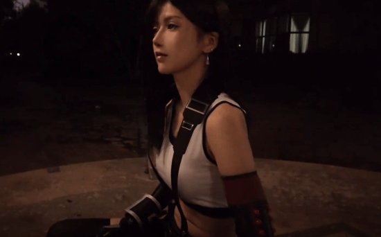 国内美女COS蒂法神还原新视频:100%从游戏来到现实!