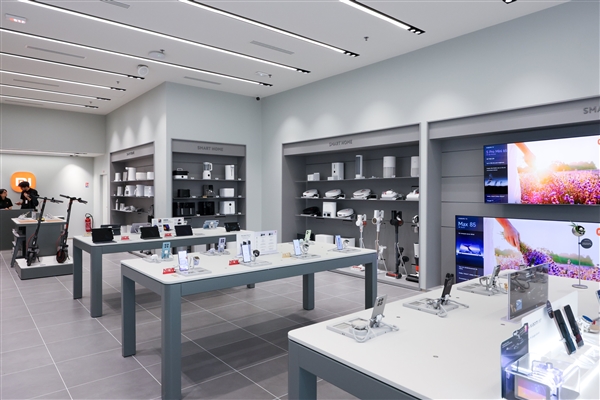 小米之家重返法国！巴黎首店正式开业