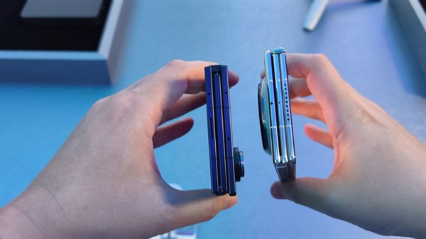 G形三折叠史上首款!三星Galaxy Z TriFold上手