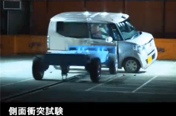 日本“老头乐”反攻美国 V8大皮卡要塌房了吗