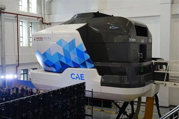 全球航司首台!东航C919飞行模拟机正式启用
