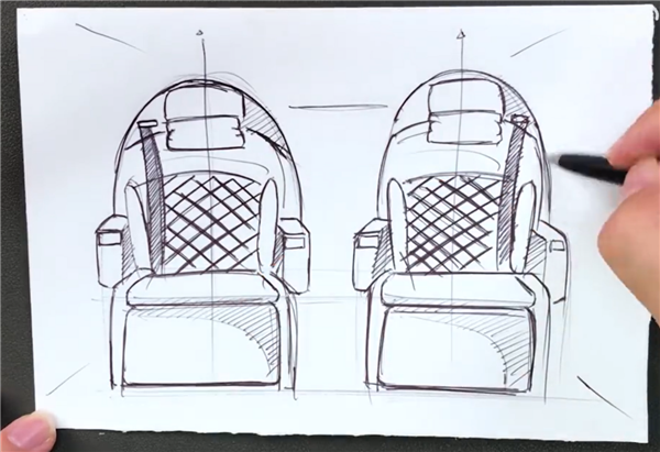 鸿蒙智行首款MPV 智界V9大揭秘：集百家之所长！