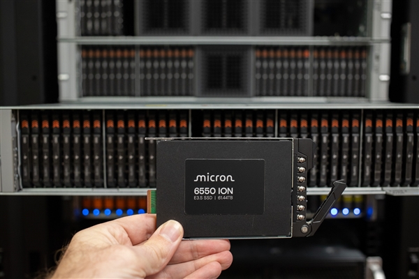 戴尔服务器持续运行4个月：打破圆周率世界纪录！算到314万亿亿