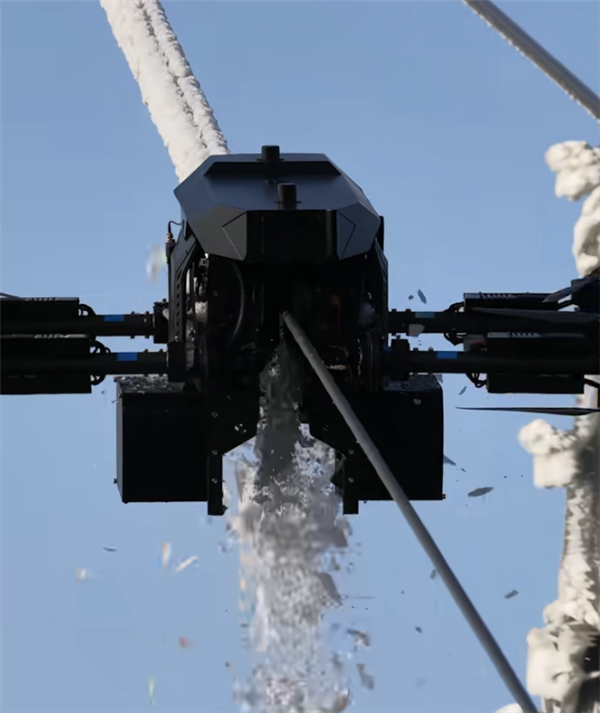 10分钟清除500米10倍于人工 新款飞行除冰机器人上线