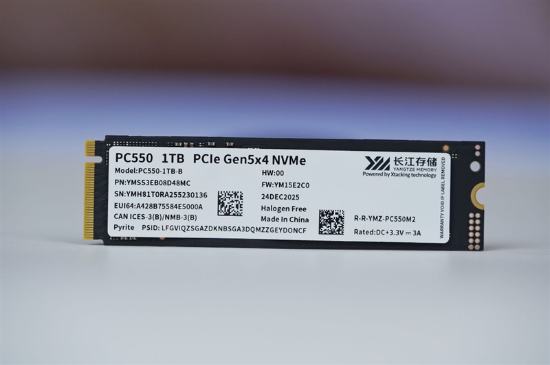 还有比它更强的OEM固态吗！长江存储PC550 1TB评测：不用散热片也能满速的PCIe 5.0 SSD
