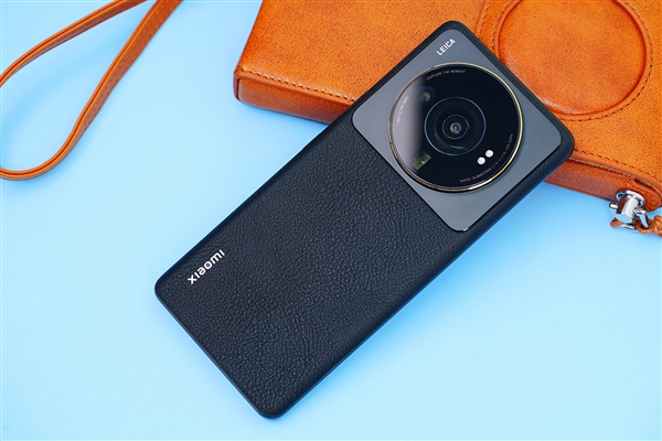 47.2元起 小米公布3月8折换电池26款机型 小米首款徕卡旗舰12S Ultra有份