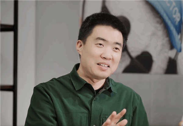 李想定调理想汽车年度目标：深耕“3+2”战略 冲刺销量增长20%+