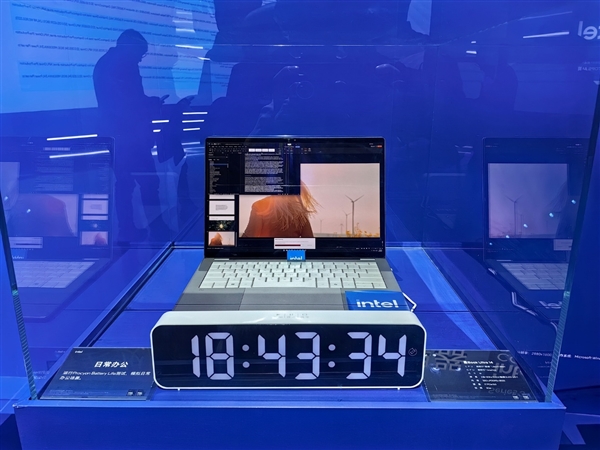 x86笔记本冲击34.8小时续航!Intel Panther Lake凭啥这么牛