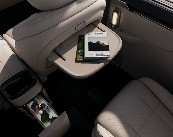 20万级家用新能源MPV 新一代传祺向往E8 PHEV官图发布