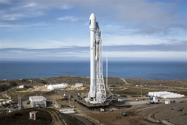 数千员工一夜变身富豪!SpaceX直言员工不会集体离职