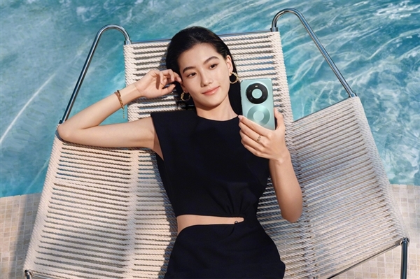 华为Mate 90系列测试eSIM!将支持四卡双待