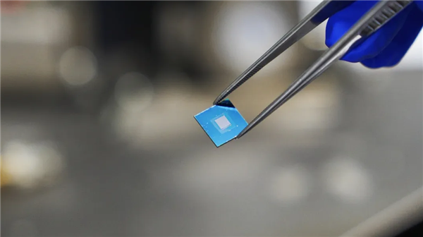 存储领域重大突破!复旦量子闪存技术登Science
