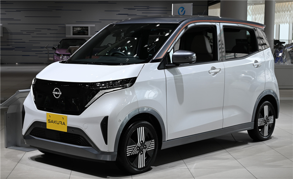 比亚迪专供日本的这台车 我是真想它卖回国内!