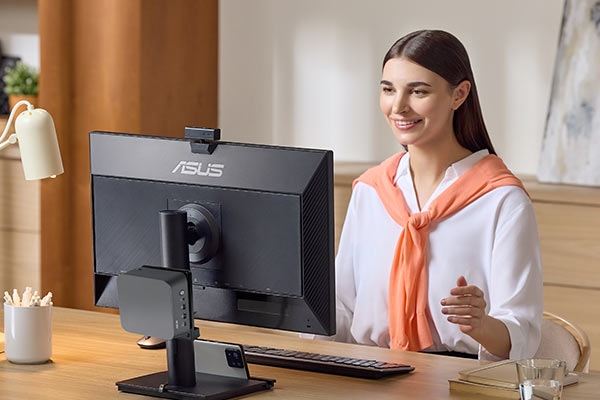 华硕新迷你机上架:用的竟是AMD Zen 2改名老芯片!