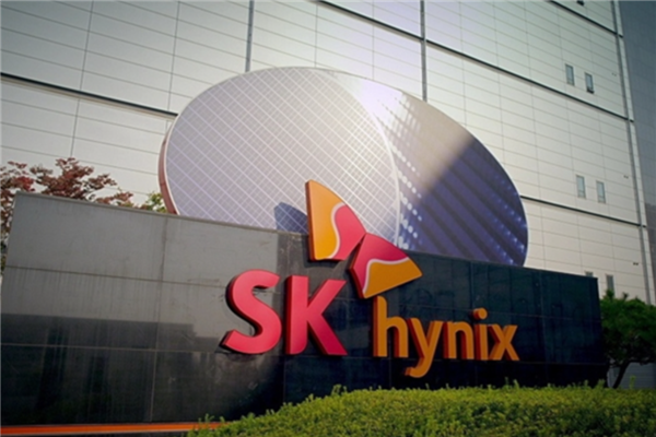 SK海力士将采用英特尔EMIB封装技术：打造下一代HBM