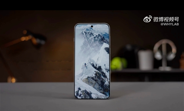 vivo X500 Pro Max真机现身：极窄四等边直屏 京东方供货