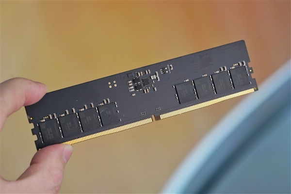 PC内存迎来大升级!DDR6要上192bit接口:带宽是DDR5四倍还多